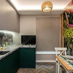 Tiny In Center Of Apartment Varna